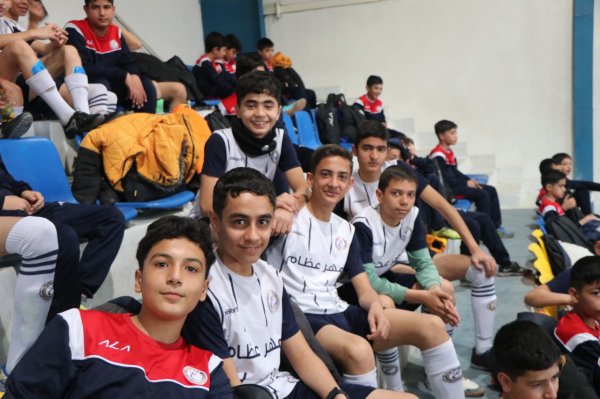 برگزاری مسابقات فوتسال جام فجر دانش آموزی باشگا فرهنگی ورزشی مهزعظام بجنورد 